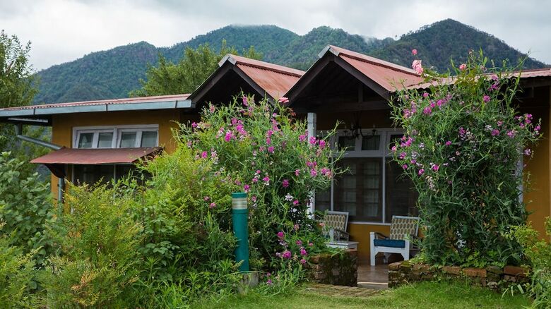 Villa Neemrana's - Ramgarh Bungalows