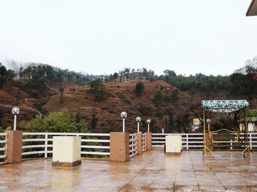 Hotel Shivalik River Retreat