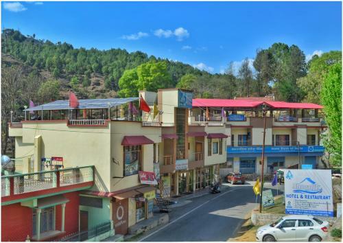 Hotel Shivalik River Retreat