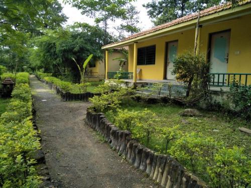 Hotel Kanha Resort
