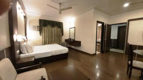 Hotel Shiva Residency