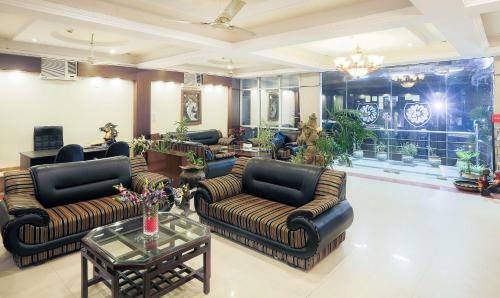 Hotel Grand Legacy