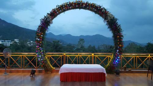 Hotel Rajpur Heights