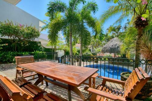 Quinta Delfin 3 Br By Casago