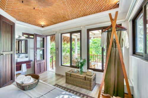 Tankah Cuatro Villa Sleeps 14 With Pool And Air Con
