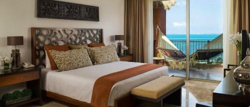 Hotel Luxury Getaway Ocean View