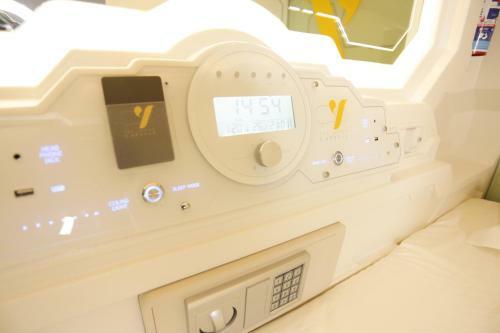 Hotel The Yellow Capsule Experience