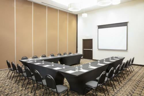 Hotel Fiesta Inn Celaya Galerias