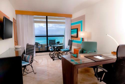 Hotel Oh! Cancun On The Beach By Oasis
