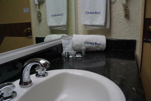Hotel Corona Real