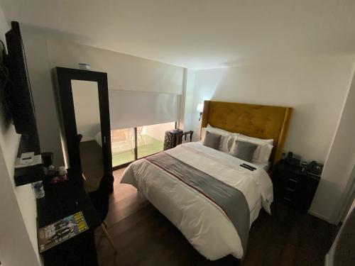 Hotel Suites Arboleda 215