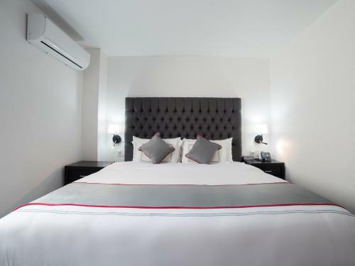Hotel Suites Arboleda 215