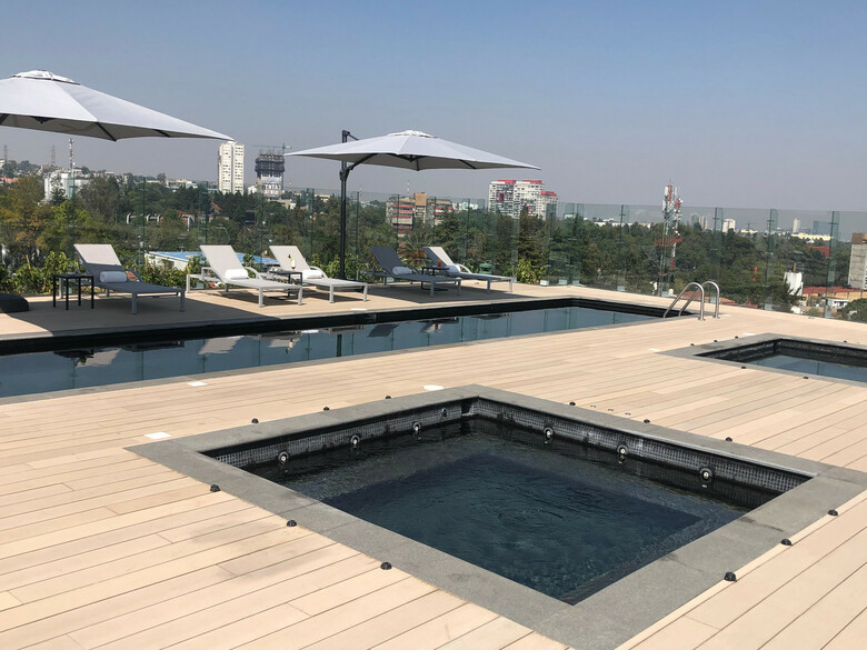 Hotel Galeria Plaza San Jeronimo