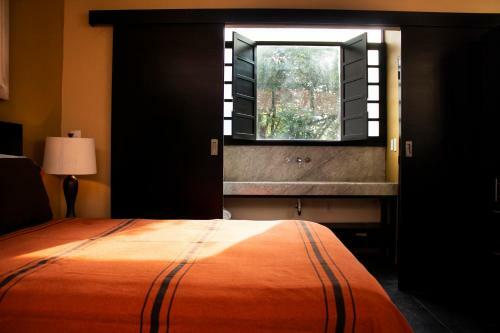 Bed & Breakfast The Red Tree House