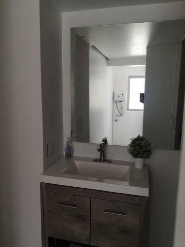 Hostal Private Room With Terrace And Sofa In Polanco