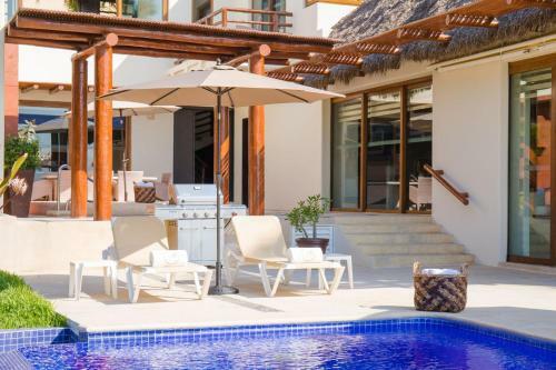 Casa Del Mar, Large House By The Beach With Private Pool & Jacuzzi.