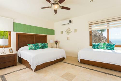 Casa Del Mar, Large House By The Beach With Private Pool & Jacuzzi.