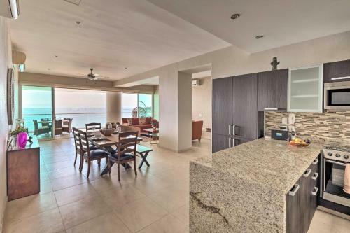 Apartamento Coastal Mexico Penthouse With Views And Rooftop Pool!