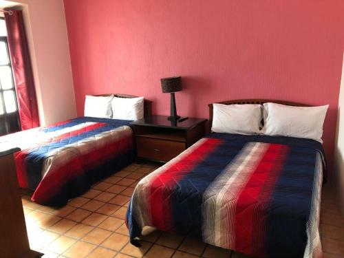 Hotel Hostal De Los Reyes