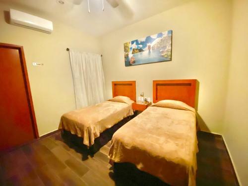 La Lola Hotel & Suites