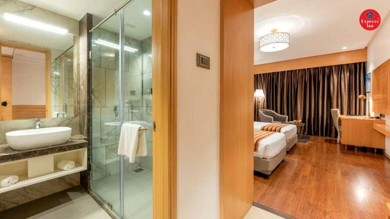 Hotel Express Inn Nashik