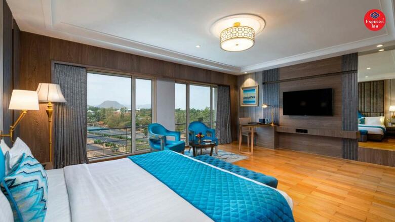 Hotel Express Inn Nashik