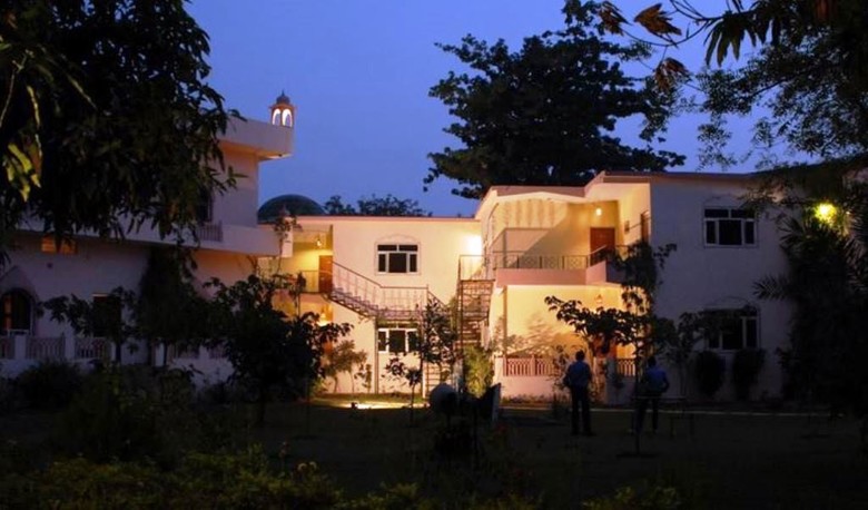 Hotel Raj Palace Resort