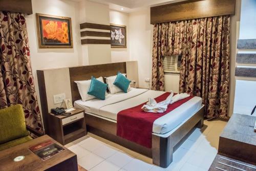 Hotel Pushpak