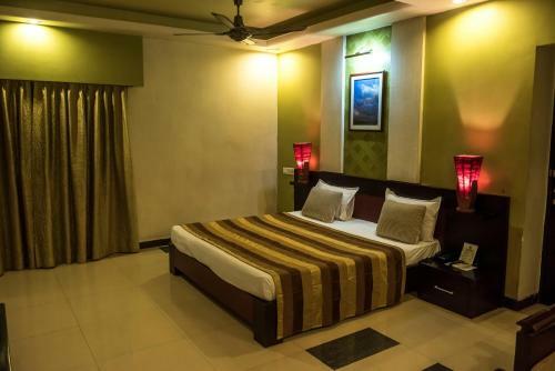 Hotel Pushpak
