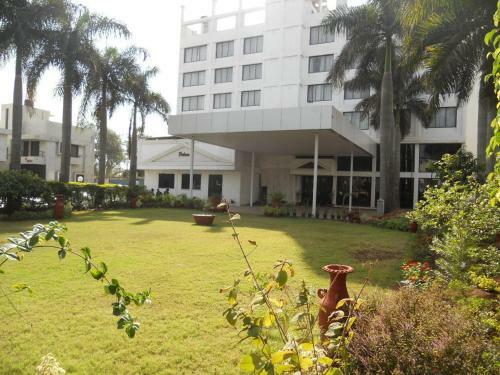 Hotel Quality Inn Regency, Nashik