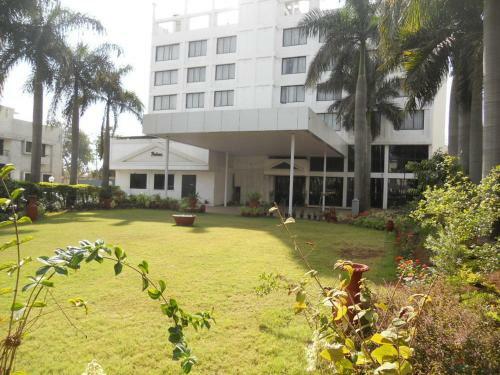 Hotel Quality Inn Regency, Nashik