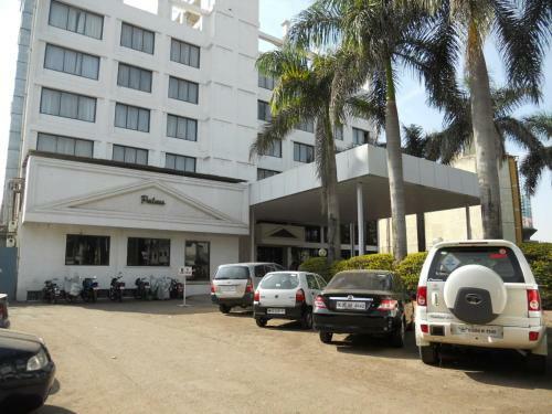 Hotel Quality Inn Regency, Nashik