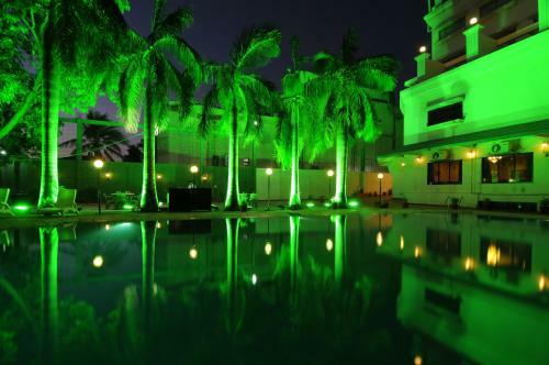 Hotel Quality Inn Regency, Nashik