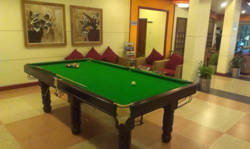 Hotel Quality Inn Regency, Nashik