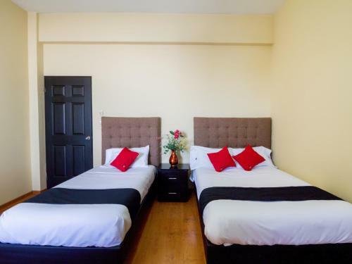Hotel Capital O Ecohabit Monterrey