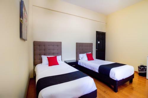 Hotel Capital O Ecohabit Monterrey