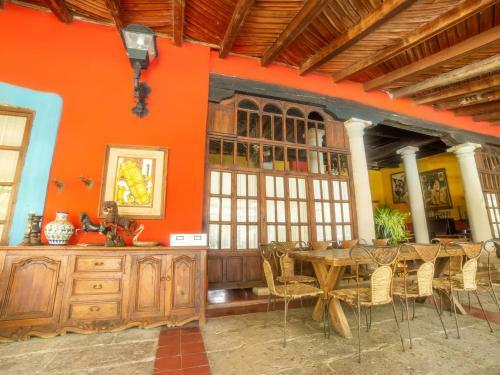 Hotel Hacienda Tzintzimeo