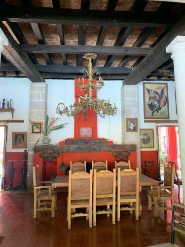 Hotel Hacienda Tzintzimeo