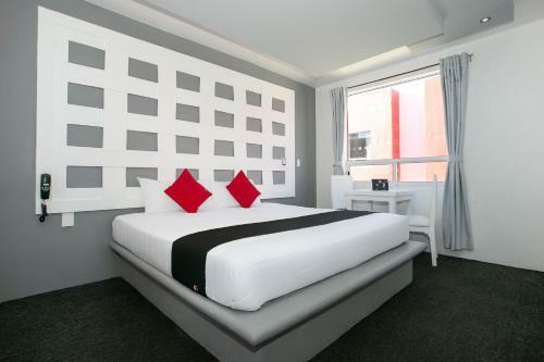 Capital O Hotel Euro Confort