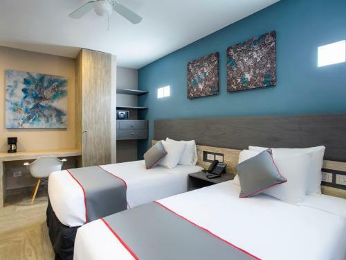 Bfh Attraction Hotel Deluxe By Bfh