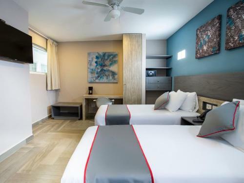 Bfh Attraction Hotel Deluxe By Bfh