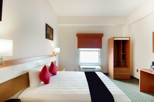 Capital O Hotel Herederos