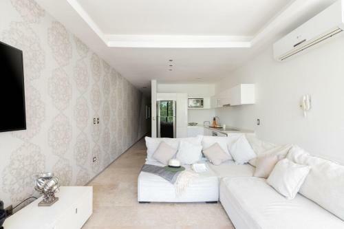 2 Joined Apartments Marvelous Rooftop Pool And Spectacular Ocean View