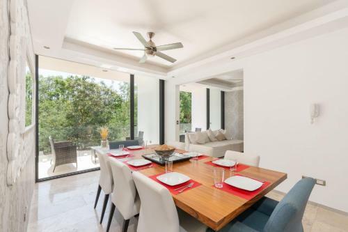 2 Joined Apartments Marvelous Rooftop Pool And Spectacular Ocean View