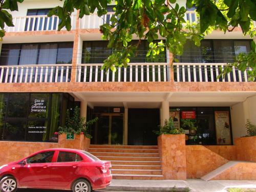 Calle 22 By 770 Apartments