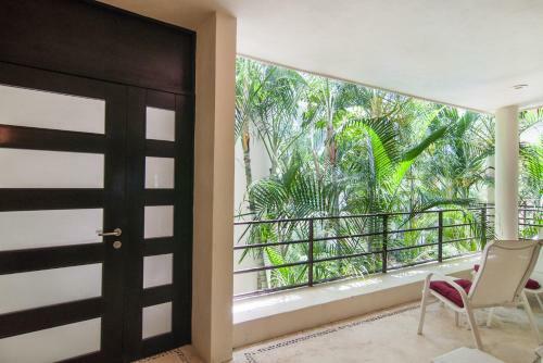 Apartamento Serene Condo W Pool - Close To Everything!