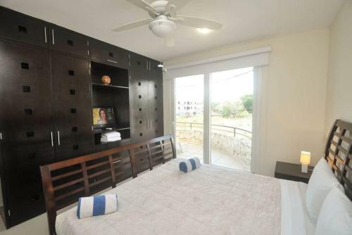 Prime Condo In Playa - Rooftop Pool, Walk To Beach!