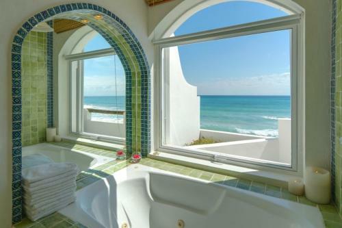 Beach Front Villa With Infinity Pool