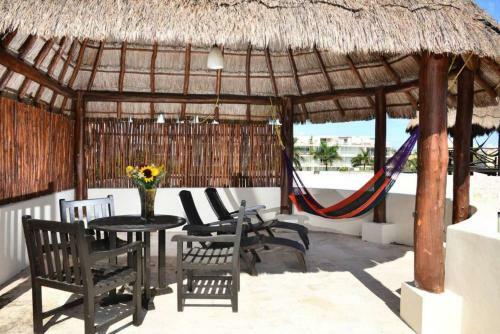 Apartamento Studio W/ Rooftop Palapa, Steps To Beach & 5th!