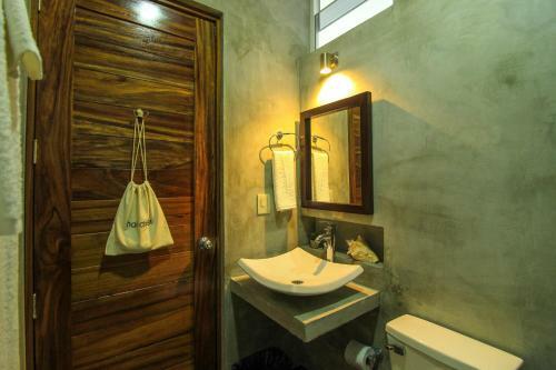 Casa De Olas Boutique Hotel